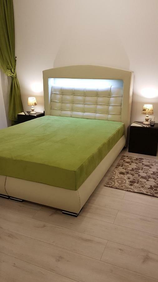 Apartament Ultracentral Monadin 2 Brassó Kültér fotó